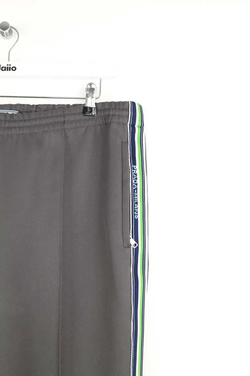 Pantalon large Prada Anthracite en Synthétique
