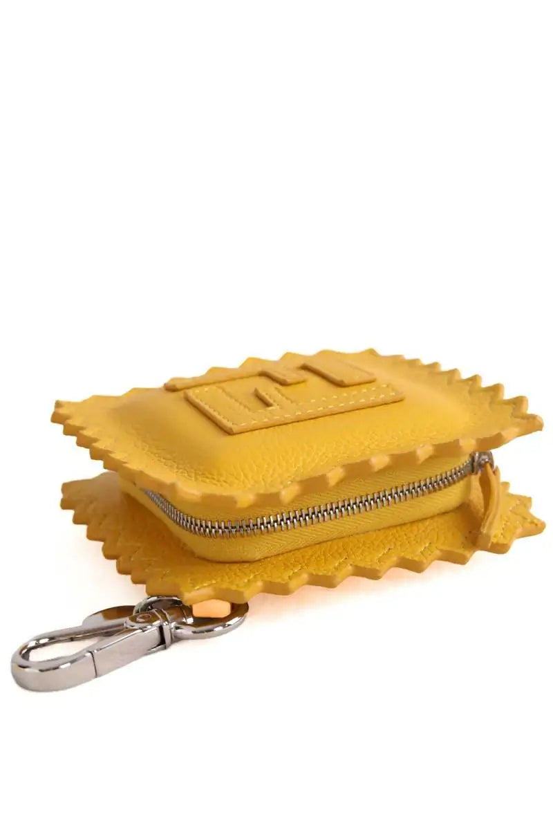 Porte-clé Fendi Raviolo Jaune en Cuir
