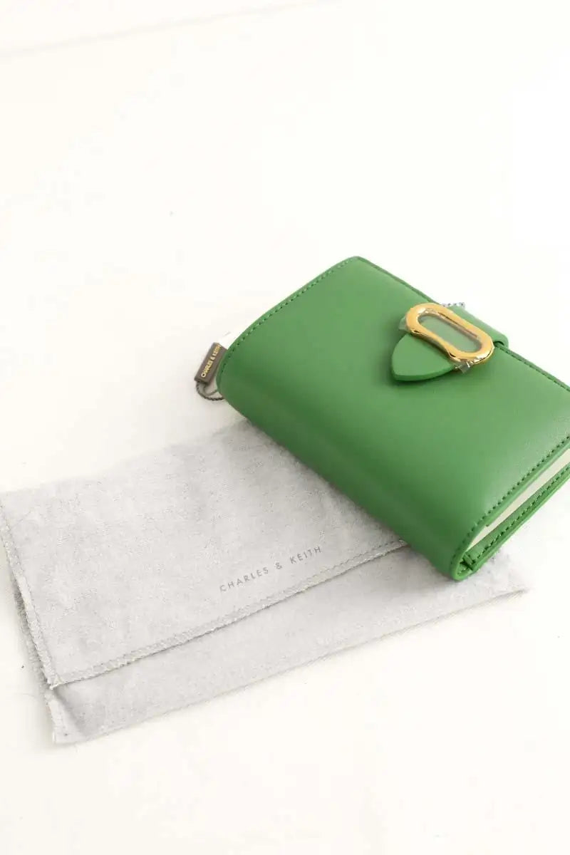 Portefeuille Charles & Keith Vert en Cuir