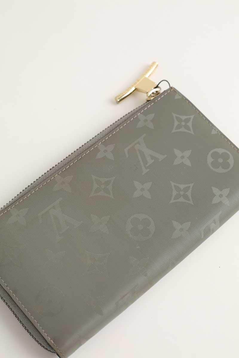 Portefeuille Louis Vuitton Gris en Cuir
