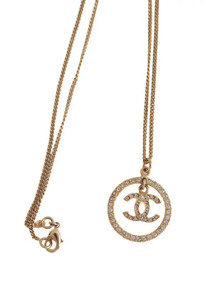 Collier Chanel Doré en Acier