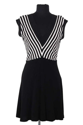 Robe Sandro Noir en Viscose, taille M - Seconde Main