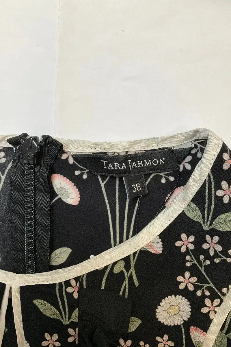 Robe Tara Jarmon Noir en Soie