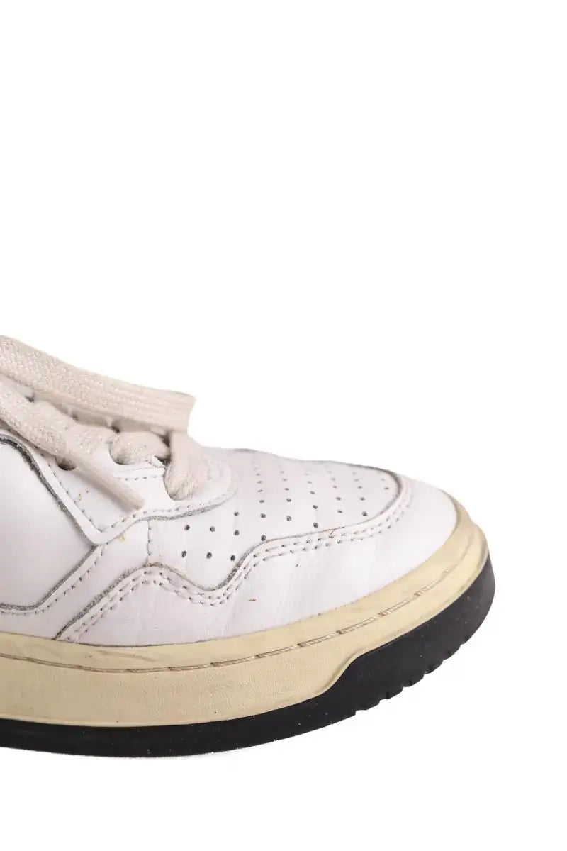 Baskets Autry Blanc en Cuir
