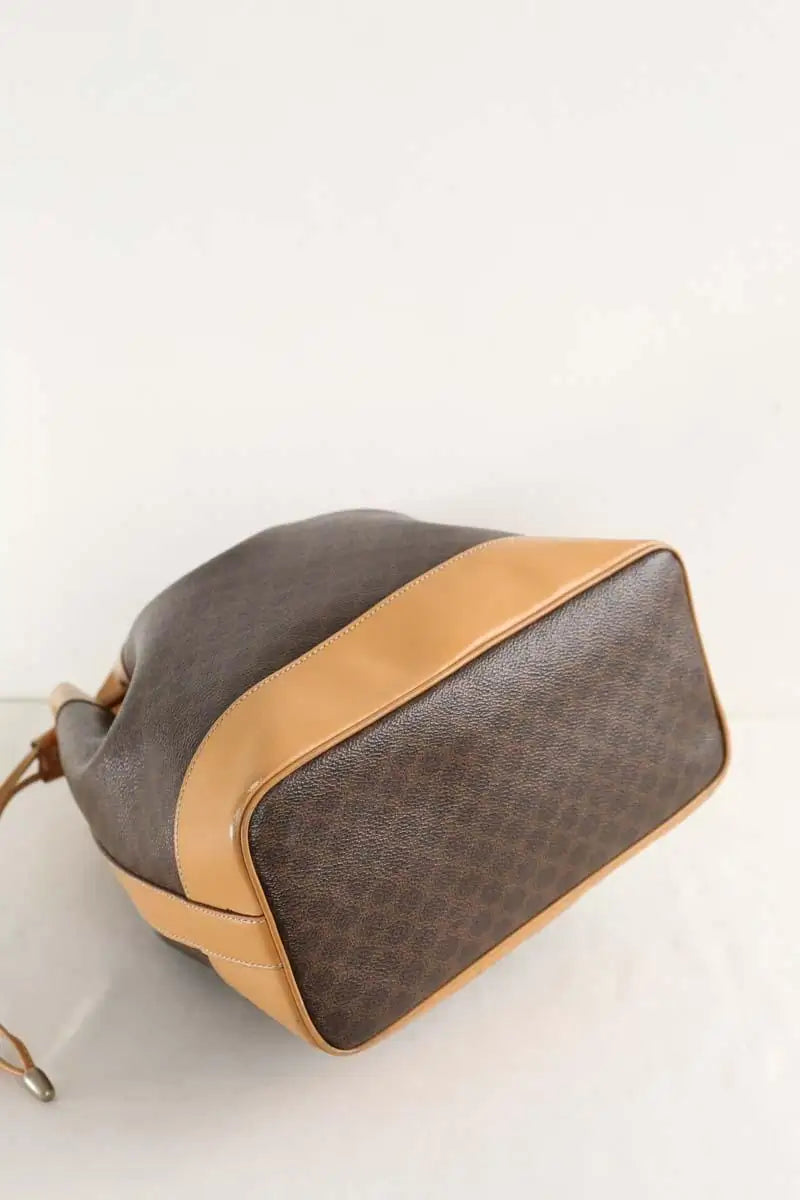Sac à bandoulière Celine Seau macadam Marron en Cuir