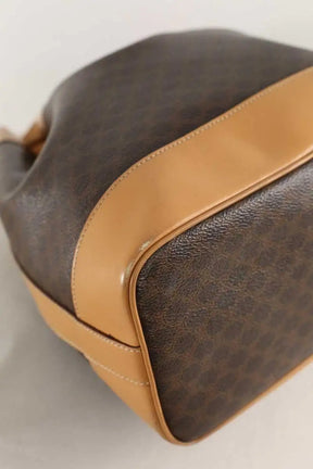 Sac à bandoulière Celine Seau macadam Marron en Cuir