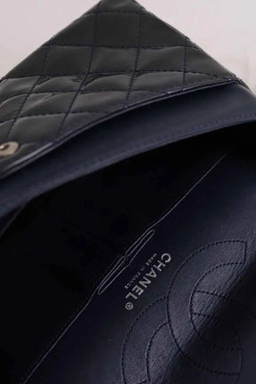 Sac à bandoulière Chanel 2.55 Noir en Cuir verni