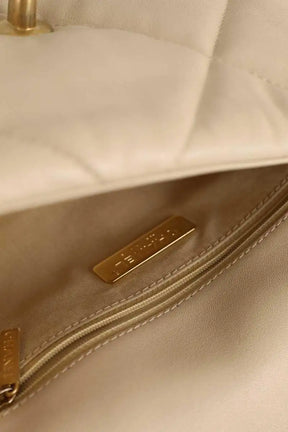 Sac à bandoulière Chanel Beige en Cuir