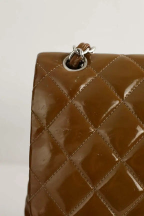 Sac à bandoulière Chanel Timeless/Classique Camel en Cuir verni