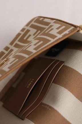 Sac à bandoulière Fendi Baguette Beige en Tissu