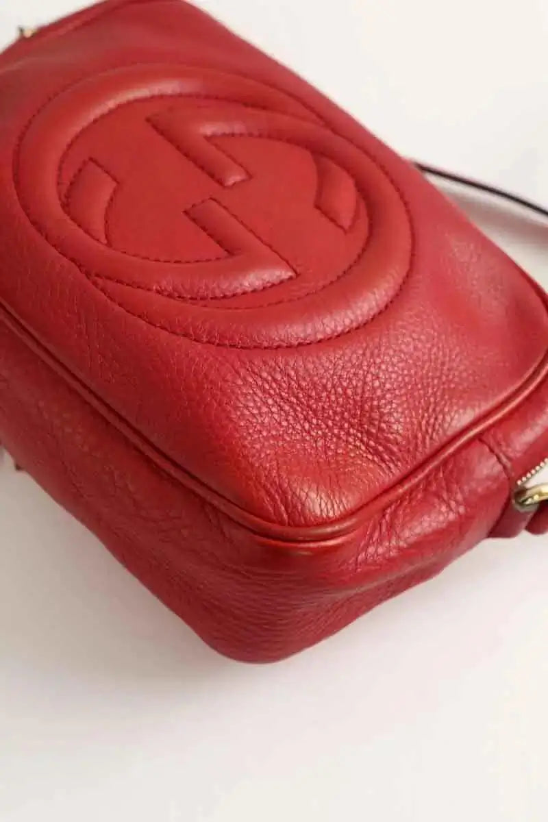 Sac à bandoulière Gucci Soho Rouge en Cuir