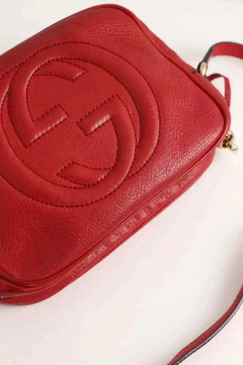 Sac à bandoulière Gucci Soho Rouge en Cuir