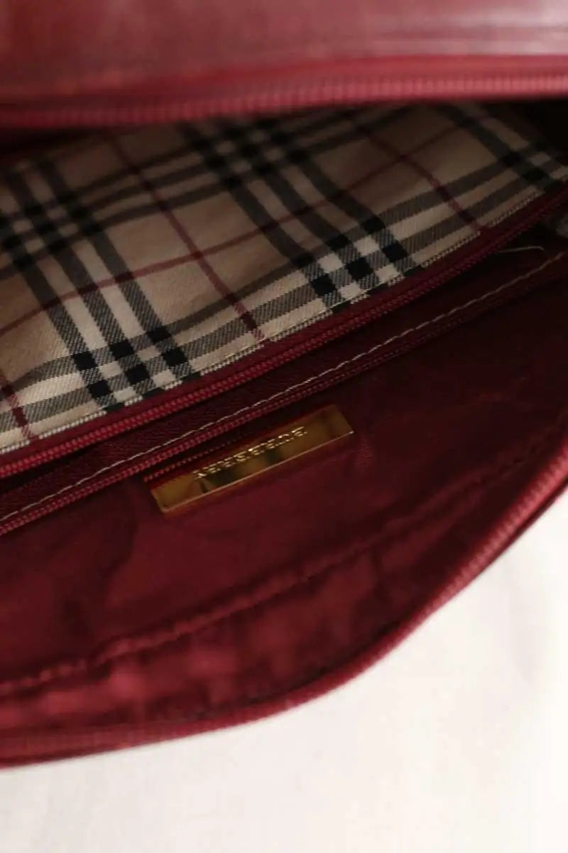 Sac à main Burberry Bordeaux en Cuir