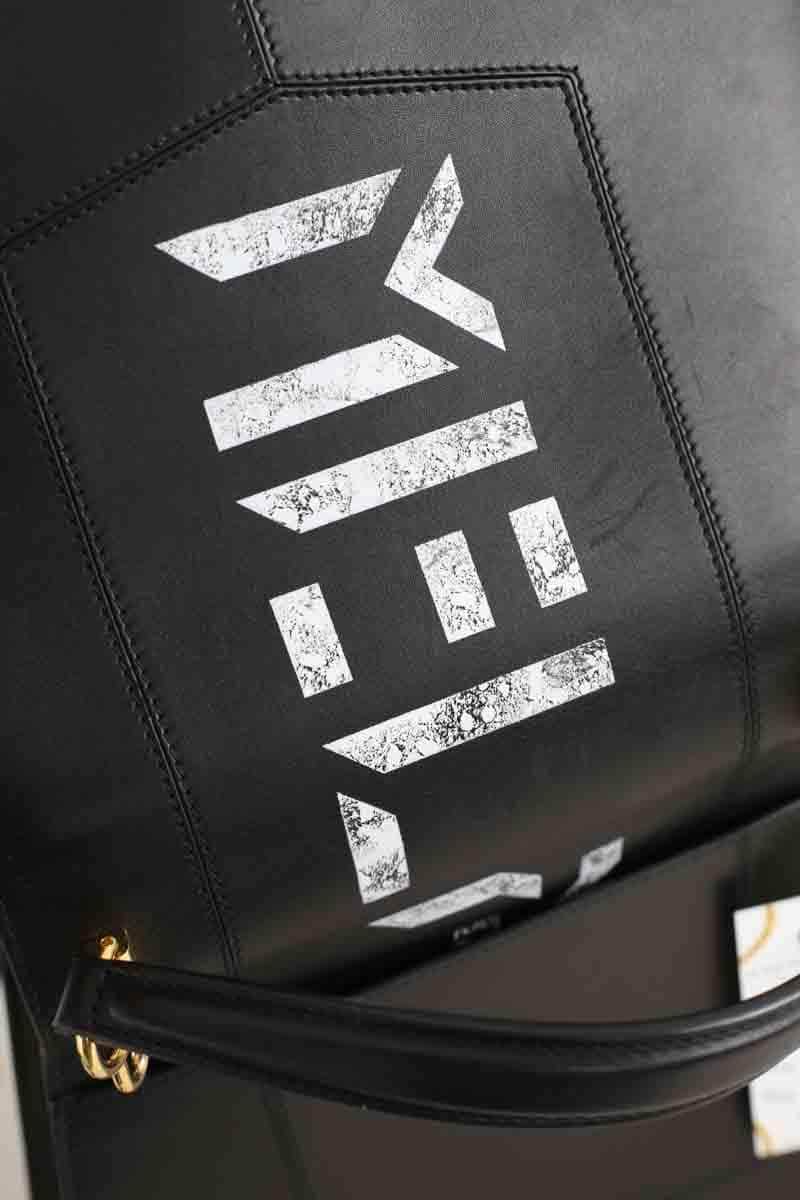 Sac à main Byredo Noir en Cuir