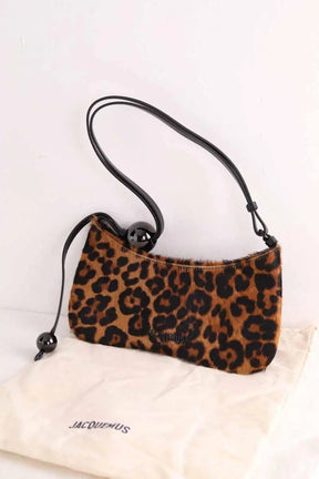 Sac à main Jacquemus le Bisou Perle Marron en Cuir