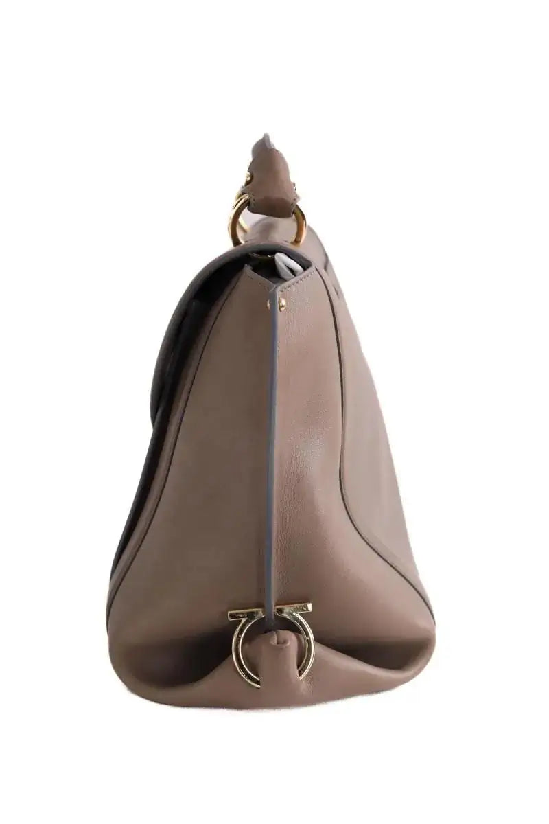 Sac à main Salvatore Ferragamo Beige en Cuir