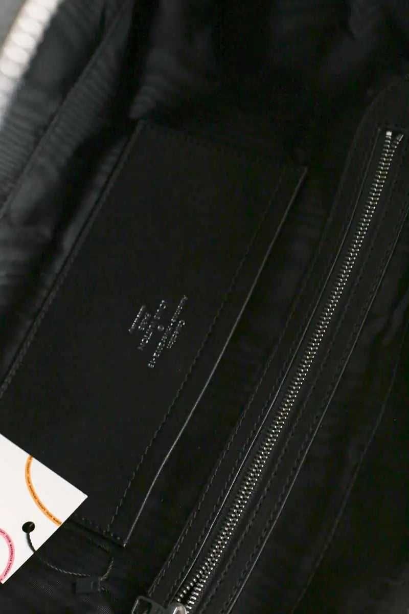 Sac bowling Louis Vuitton Nikolai Noir en Cuir