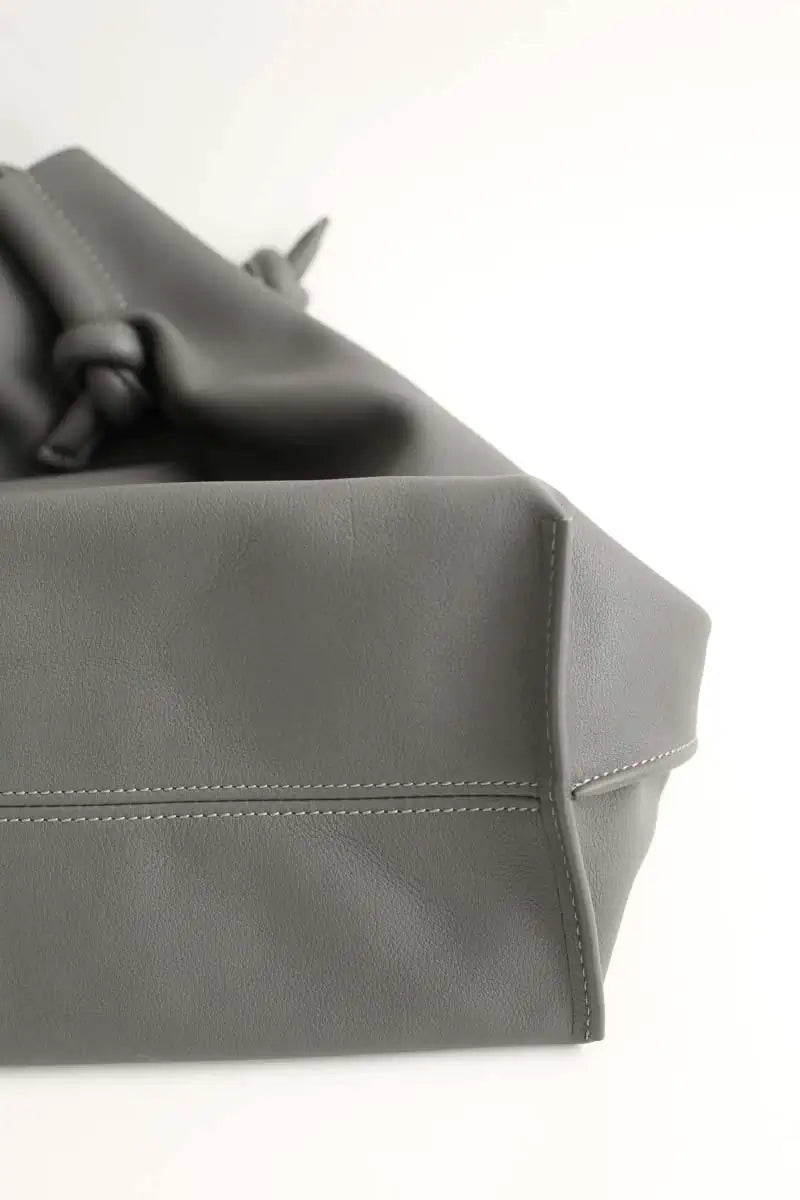 Sac porté épaule Atelier Pagai Gris en Cuir