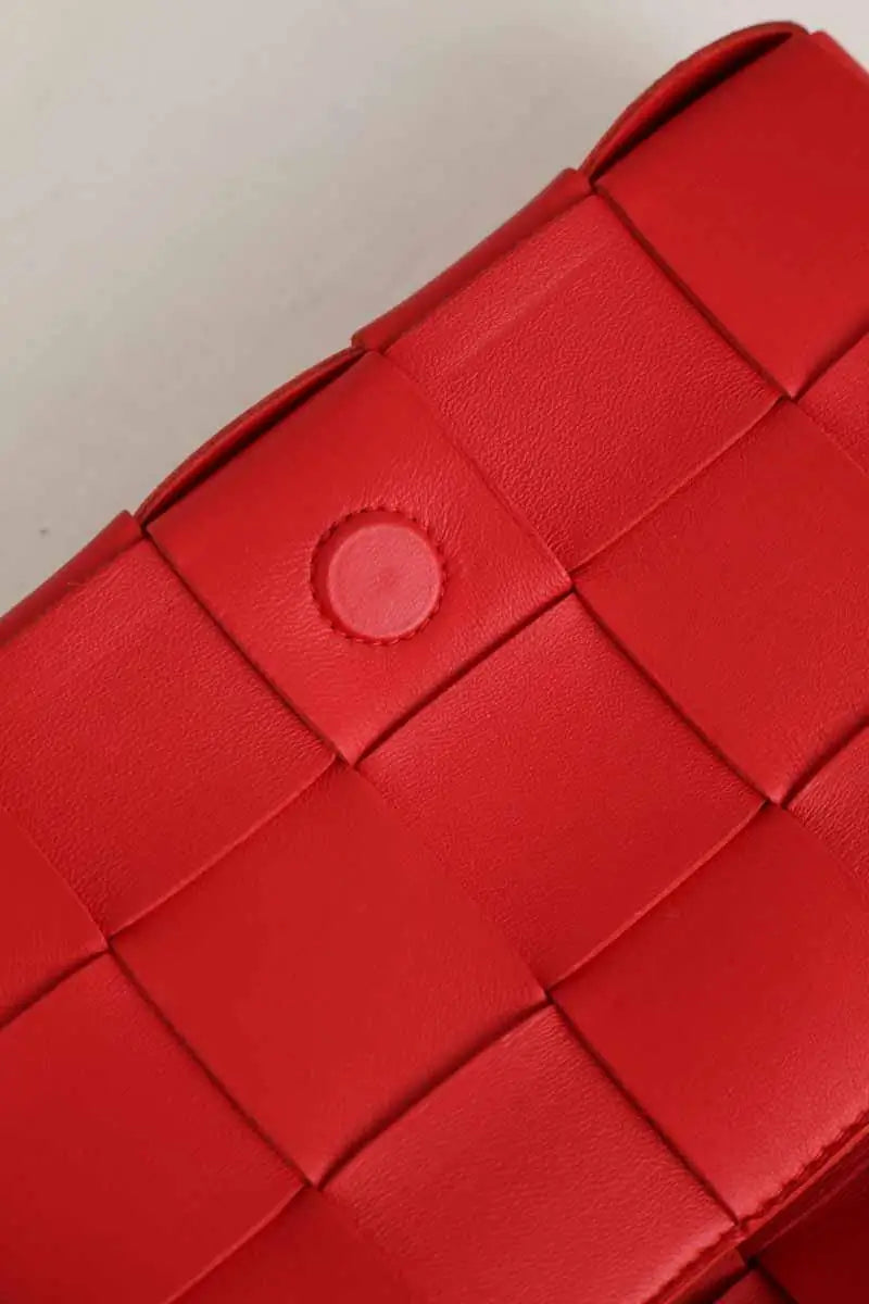 Sac porté épaule Bottega Veneta Casette Rouge en Cuir