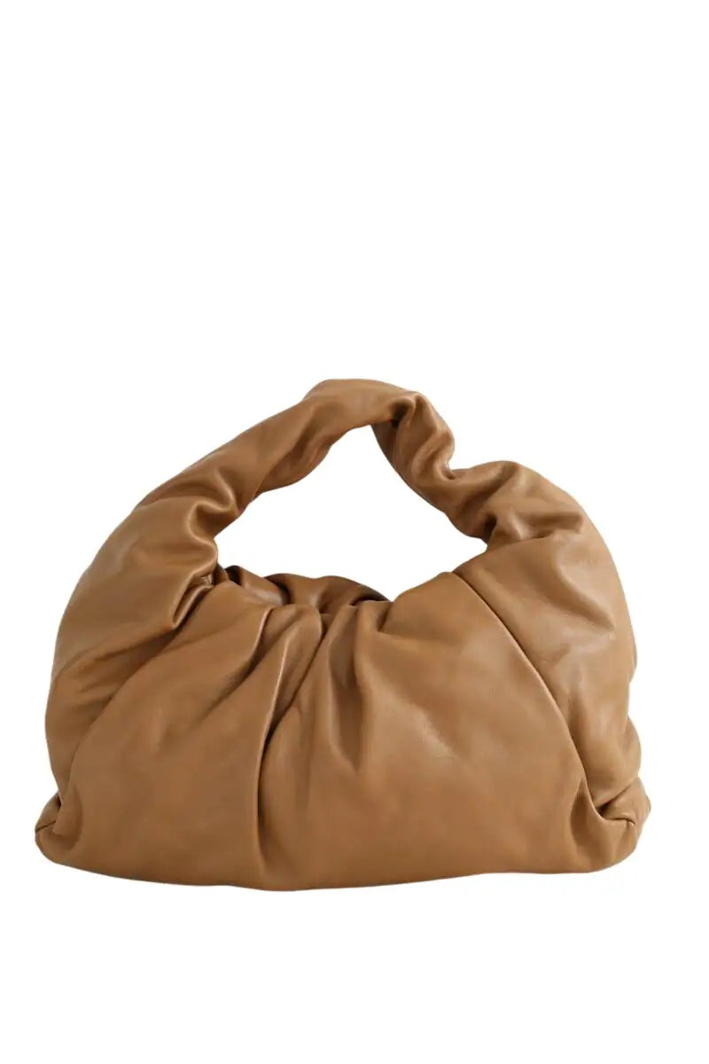 Sac porté épaule Bottega Veneta The Shoulder Pouch Camel en Cuir - Seconde Main