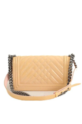 Sac porté épaule Chanel Boy Beige en Cuir verni