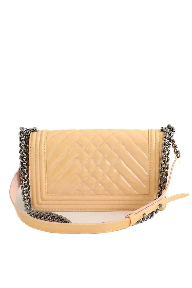 Sac porté épaule Chanel Boy Beige en Cuir verni
