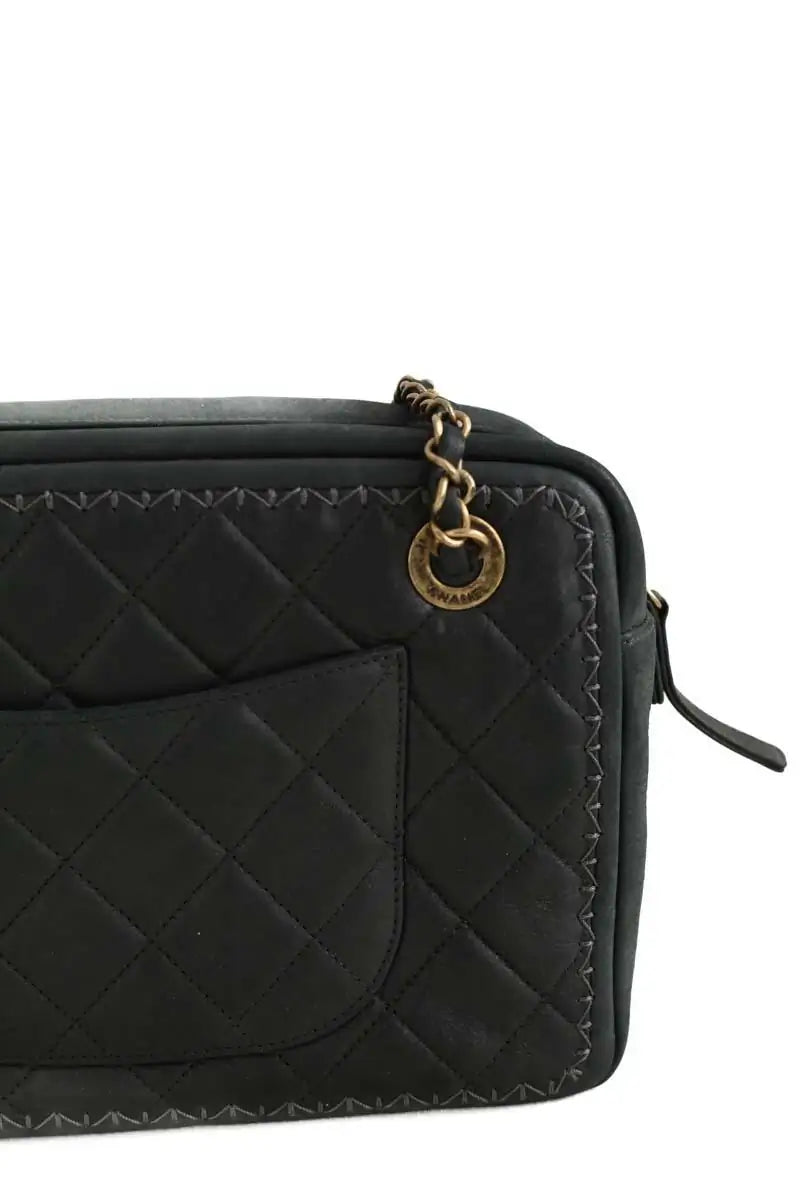Sac porté épaule Chanel Stitched camera bag Graublau Noir en Cuir