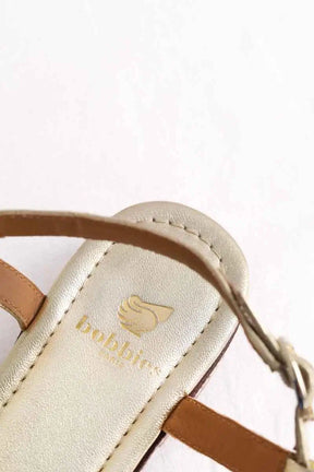 Sandales bobbies Doré en Cuir