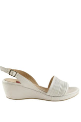 Sandales Carel Blanc en Cuir, taille 39 - Seconde Main