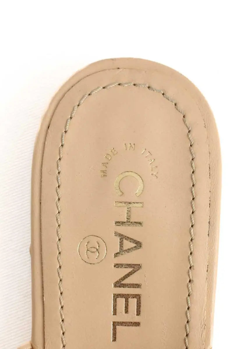 Sandales Chanel Beige en Cuir