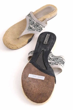 Sandales Chanel Beige en Tissu