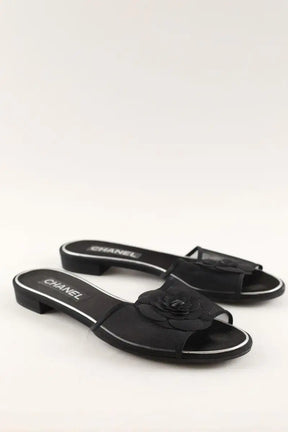 Sandales Chanel Noir en Tissu