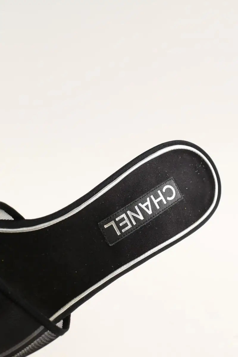 Sandales Chanel Noir en Tissu