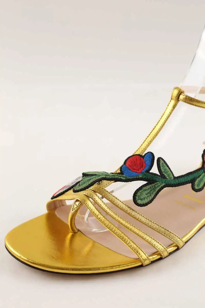 Sandales Gucci Doré en Cuir