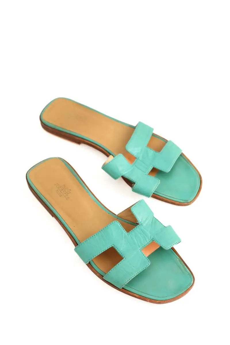 Sandales Hermès Oran Vert en Cuir