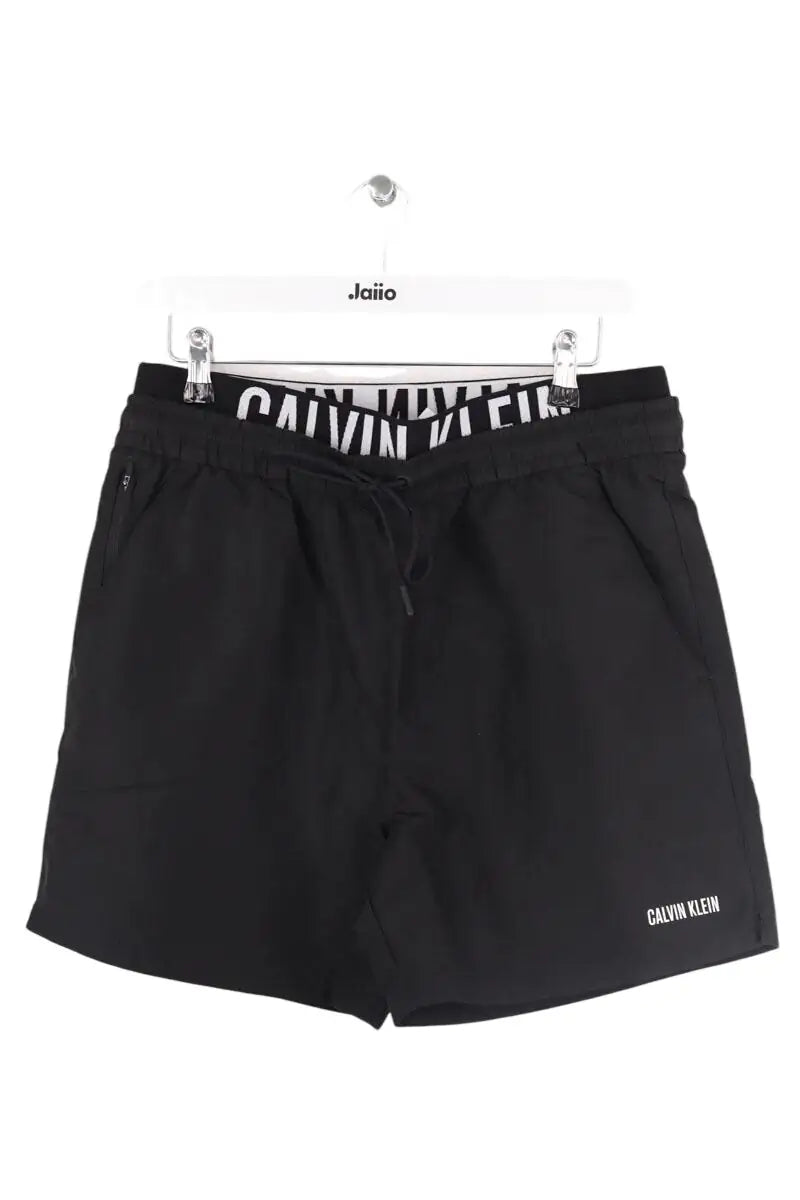 Short de sport Calvin Klein Noir en Synthétique, taille M - Seconde Main
