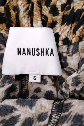 Short Nanushka Marron en Viscose