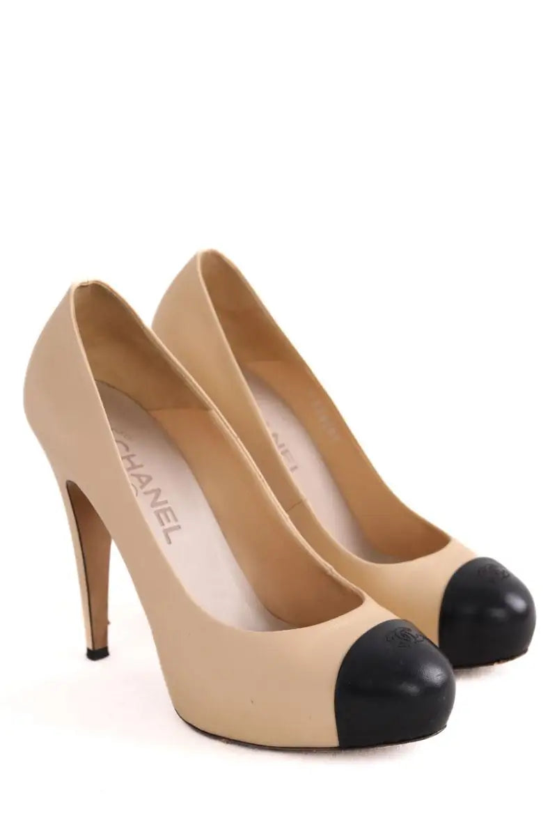 Talons Chanel Beige en Cuir