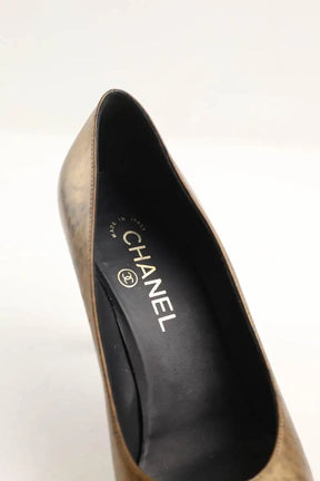 Talons Chanel Doré en Cuir
