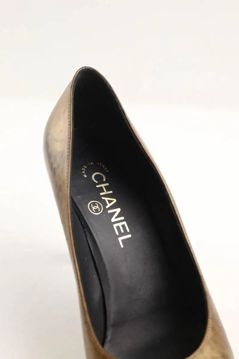 Talons Chanel Doré en Cuir
