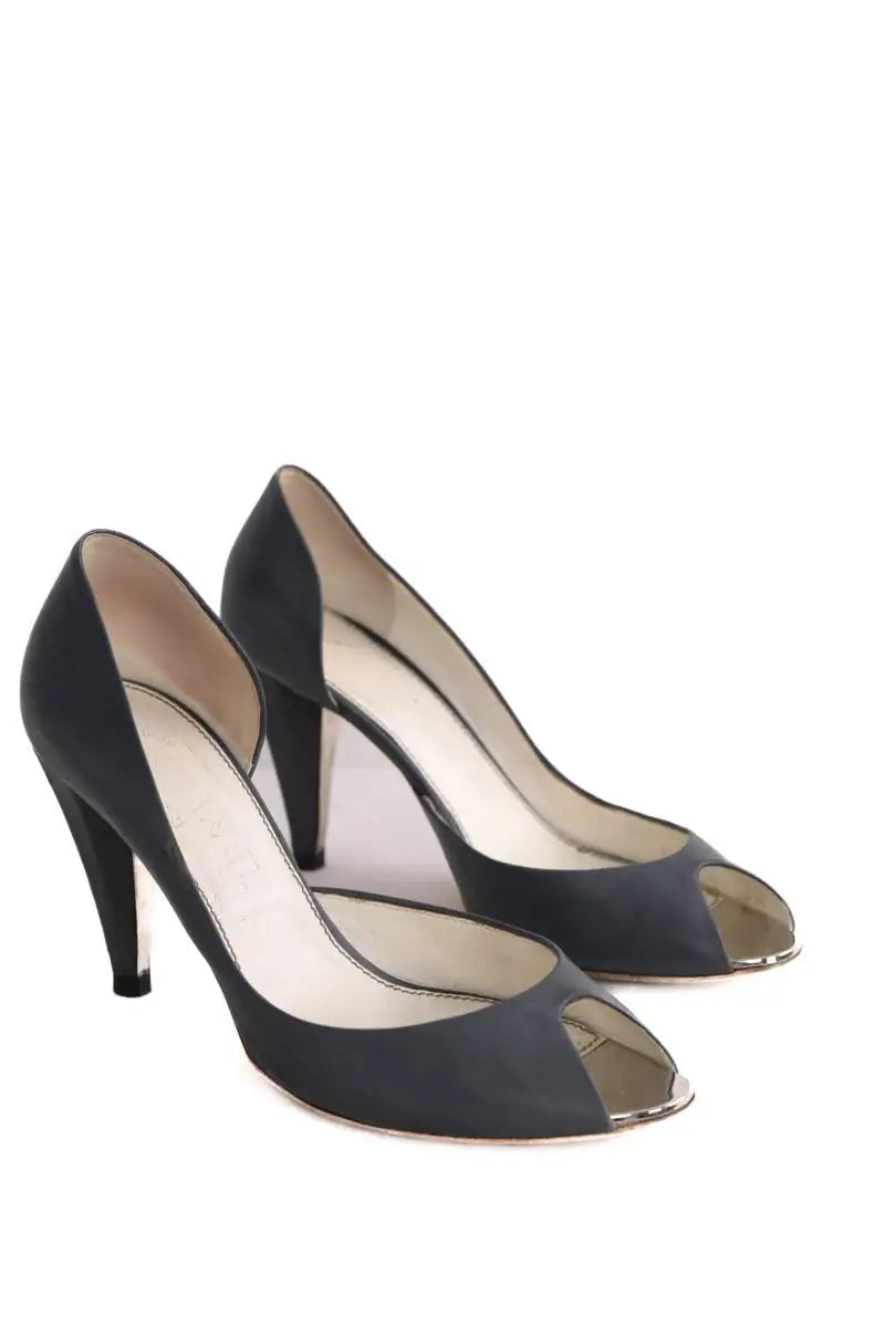 Talons Chanel Gris en Cuir