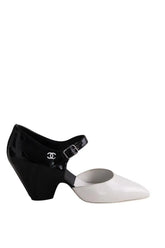 Talons Chanel Noir en Cuir, taille 35 - Seconde Main
