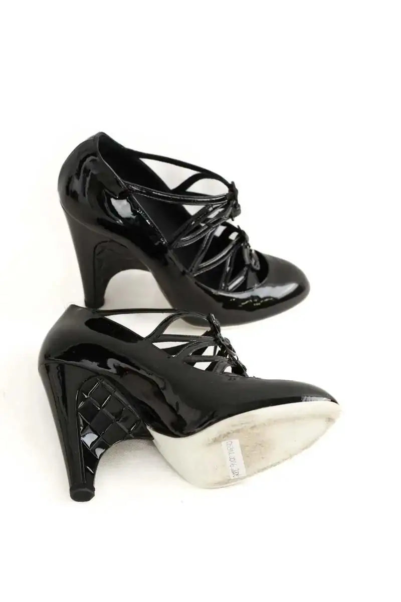 Talons Chanel Noir en Cuir verni