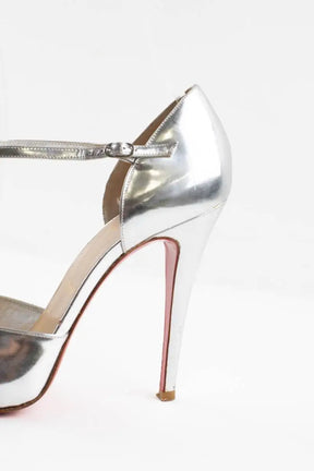Talons Christian Louboutin Argent en Cuir verni