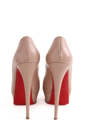 Talons Christian Louboutin Beige en Cuir