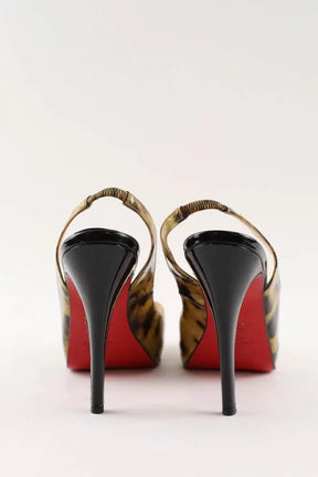 Talons Christian Louboutin Doré en Cuir
