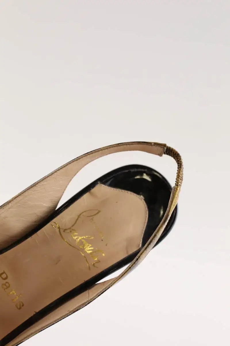 Talons Christian Louboutin Doré en Cuir