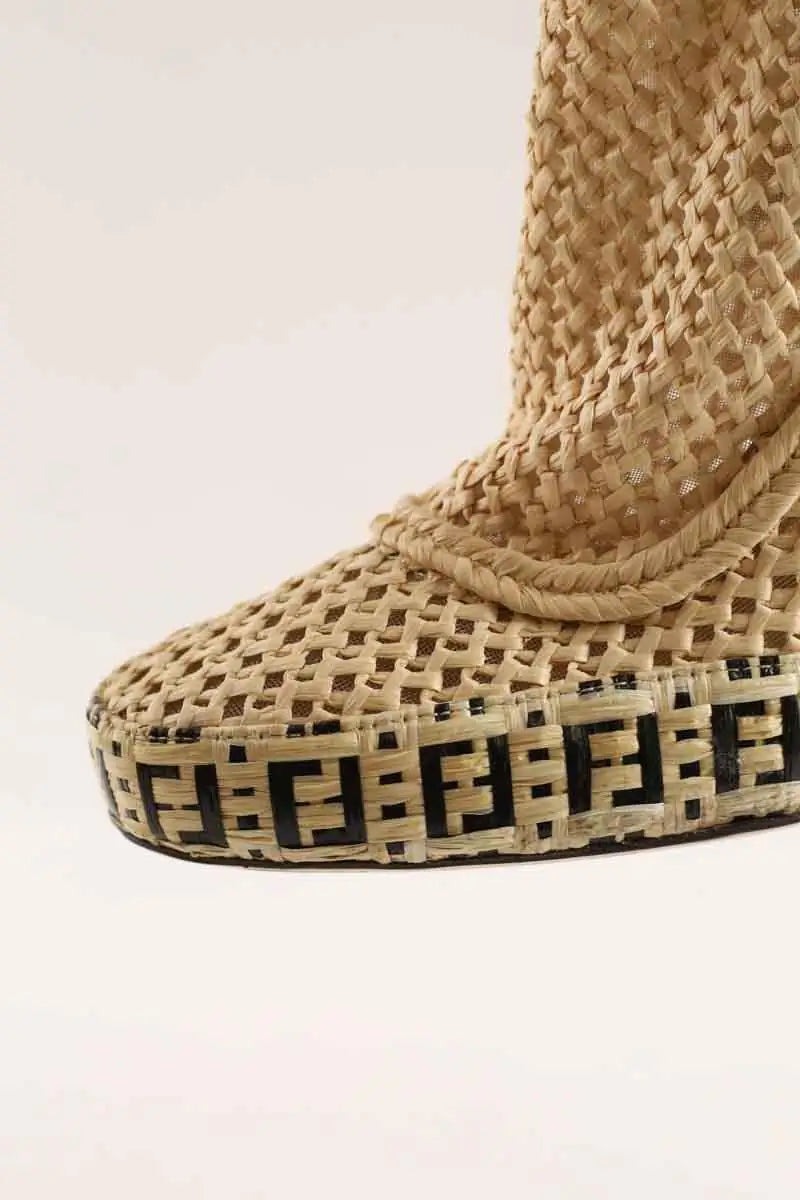 Talons Fendi Beige en Cuir