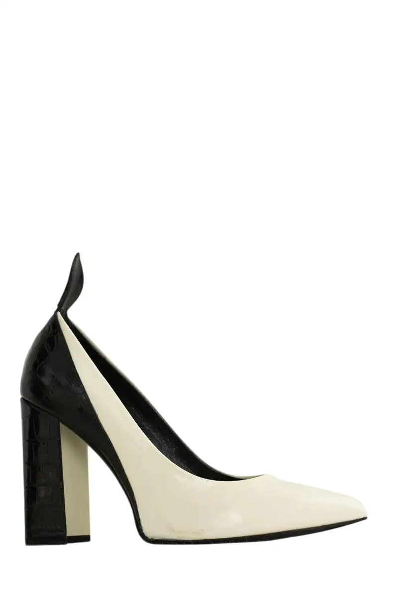 Talons Louis Vuitton Blanc en Cuir verni, taille 37 - Seconde Main
