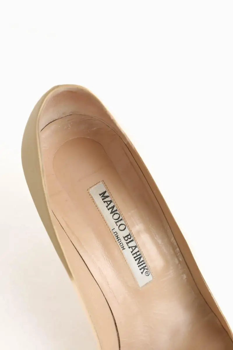 Talons Manolo Blahnik Beige en Cuir